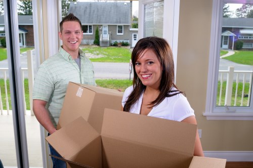 Belgravia moving vehicle for household transport and storage runs