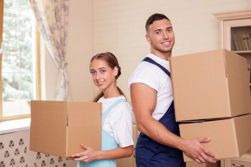 Careful handling of household items during a Belgravia house move